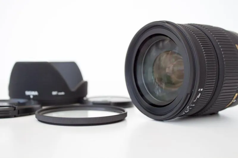 【中古】シグマ(Sigma) SIGMA シグマ 17-70mm F2.8-4 DC MACRO OS HSM キヤノン用 17-70mm F2.8-4 DC MACRO OS HSM EO