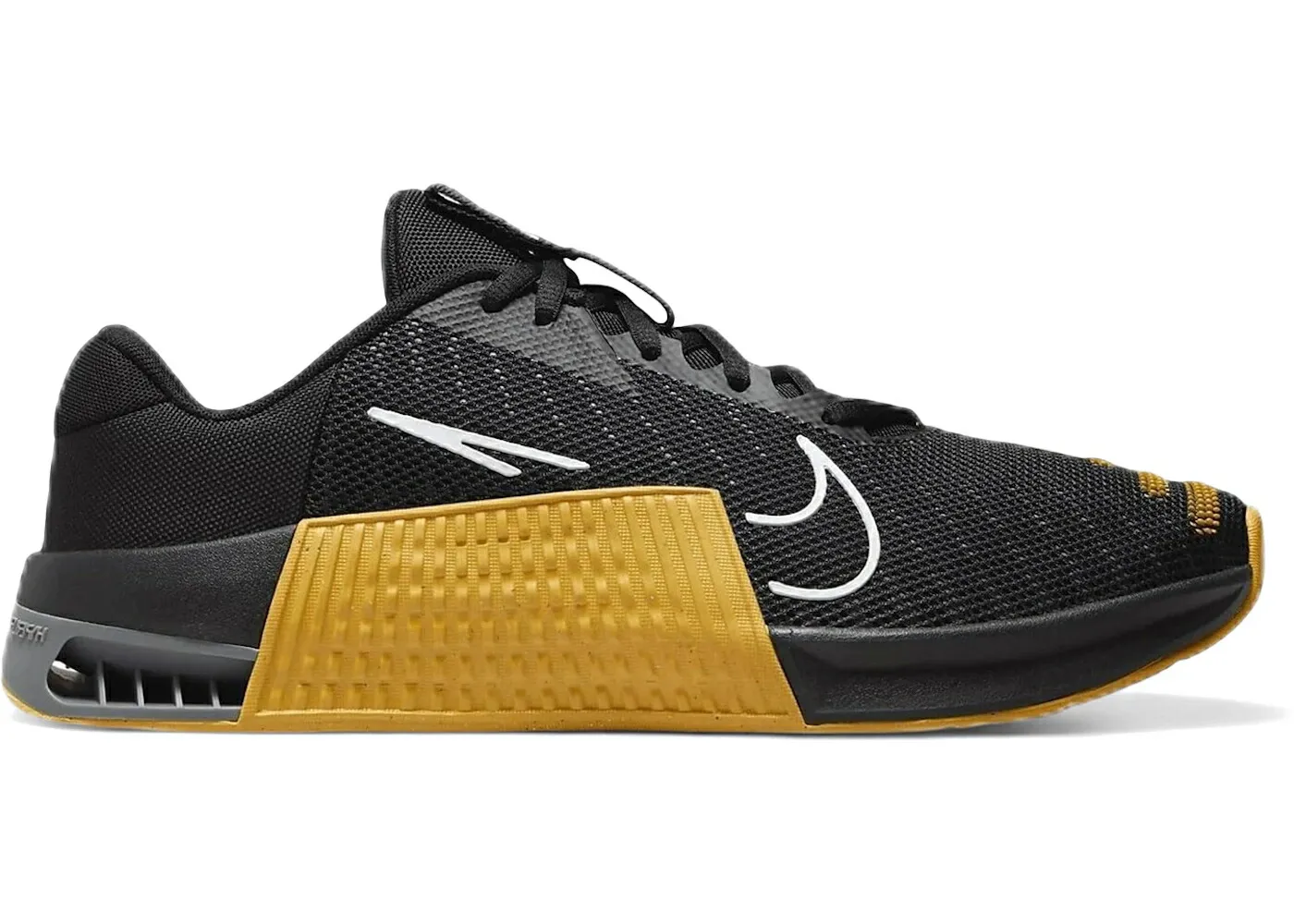 ナイキ 黒色 ブラック ゴールド 灰色 グレー スニーカー メンズ NIKE METCON 9 TB BLACK UNIVERSITY GOLD / BLACK UNIVERSITY GOLD SMOKE GREY