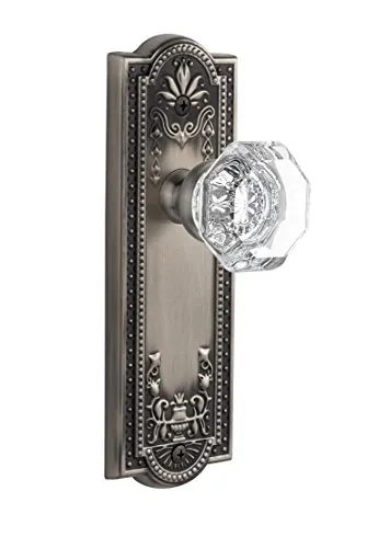【中古】【未使用・未開封品】Grandeur Parthenonプレートwithシャンボールクリスタルノブ、プライバシー???2.375インチ、アンティークピューター