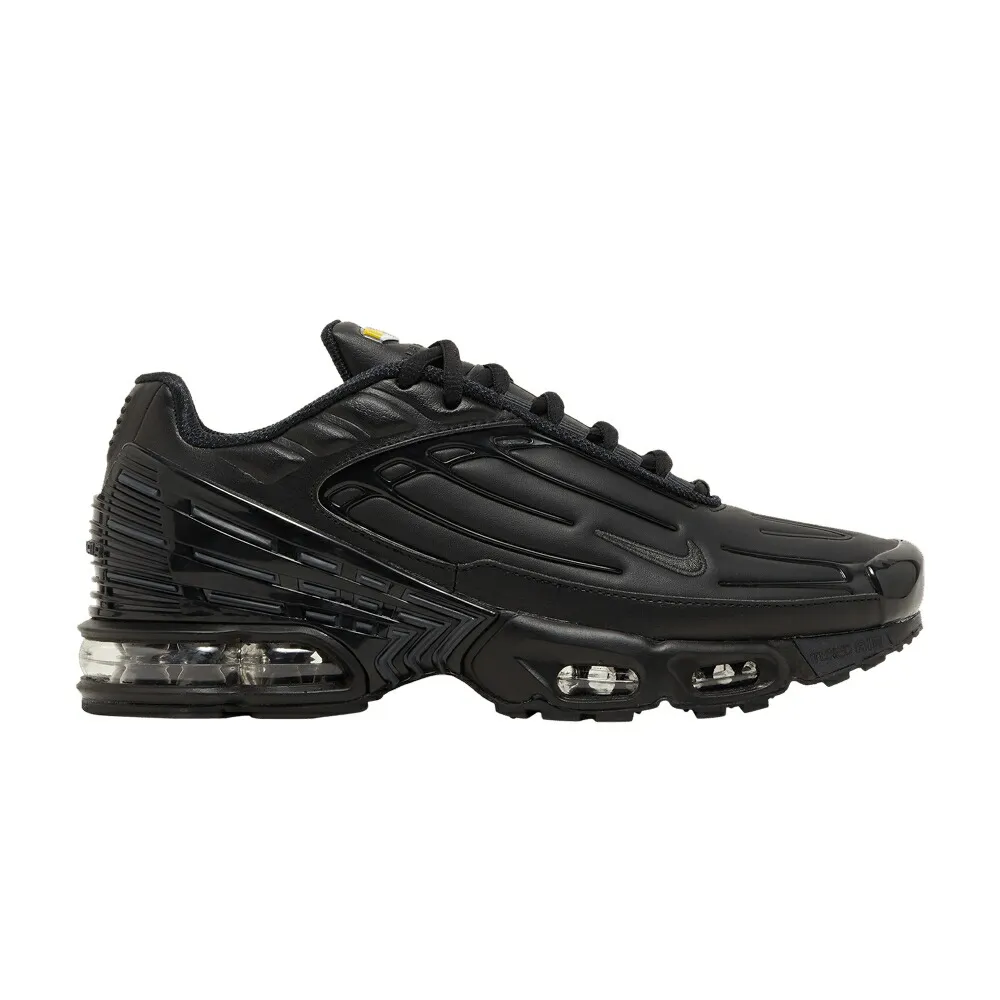 ナイキ マックス レザー 黒色 ブラック 灰色 グレー エアマックスプラス TRIPLE BLACK スニーカー メンズ NIKE AIR MAX PLUS 3 LEATHER / BLACK DARK SMOKE GREY