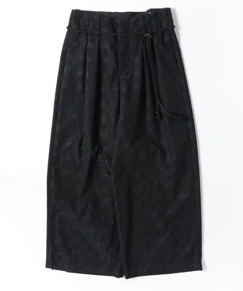 スラックス 「ETHOSENS」Embroidly squeeze slacks メンズ