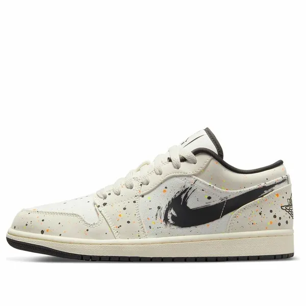 Jordan ジョーダン メンズ スニーカー 【Air Jordan 1 Low Brushstroke Swoosh - Paint Splatter DM3528-100】  サイズ US_7(25.0cm)