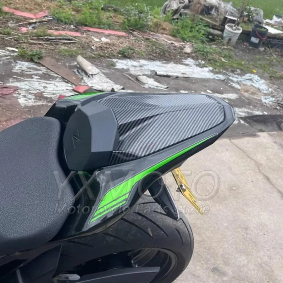 並行輸入品 リアアッパーパーツ リアテールシートフェアリング リアハンプ Z900 2017 2018 2019 2020 2021 2022 2023 2024 17 18