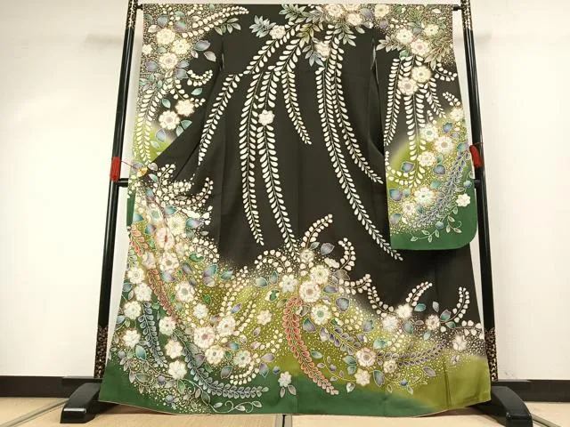 平和屋着物●豪華振袖 駒刺繍 辻が花 暈し染め 黒地 金彩 正絹 逸品 AABH0483fy