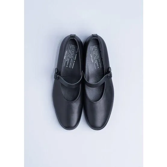 TRAVEL SHOES by chausser　トラベルシューズ バイ ショセ　ワンストラップシューズ
