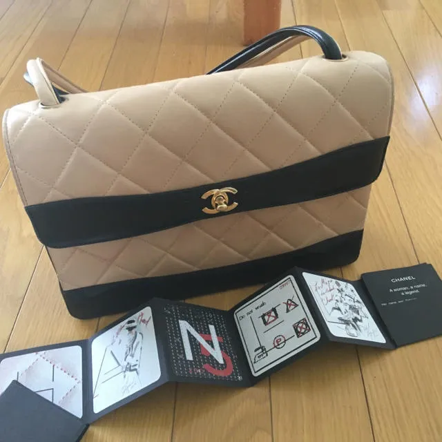 再出品 CHANEL バイカラー ハンドバッグ