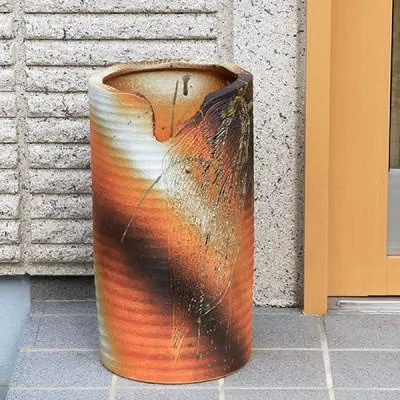 ふるさと納税 甲賀市 信楽焼 陶器製 火色 傘立て kt-0120