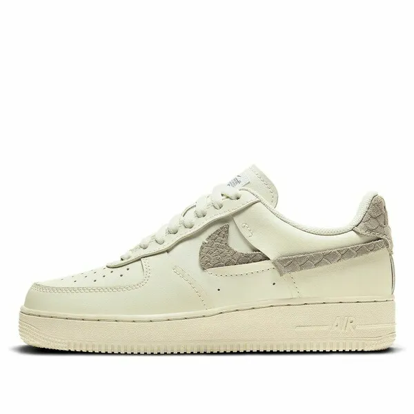 Nike ナイキ レディース スニーカー  【(WMNS) Nike Air Force 1 LXX ea Glass Python DH3869-001】  サイズ US_W_10.5