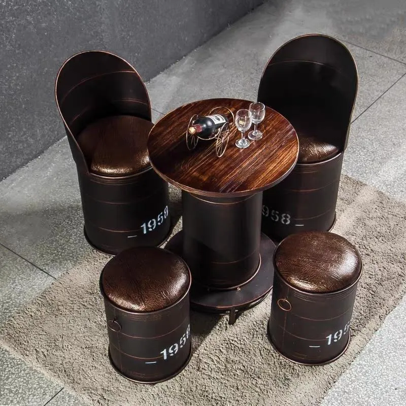 バーレトロスーツヨーロッパのバーテーブルと椅子ドラム缶コンビネーション5点セット錬鉄製レトロインダストリアルスタイルミルクティーデザートショップ XXXXX