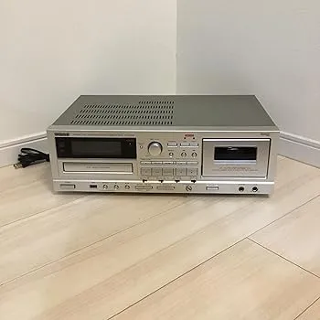 【中古】(良い)TEAC CD/カセットレコーダー USB接続対応 シルバー AD-RW900-S