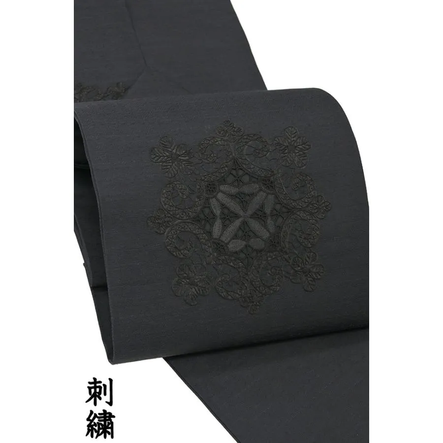 着物だいやす 376■名古屋帯■ドロンワーク刺繍　華文　唐花　黒地　無地　掲載【送料無料】【新品】